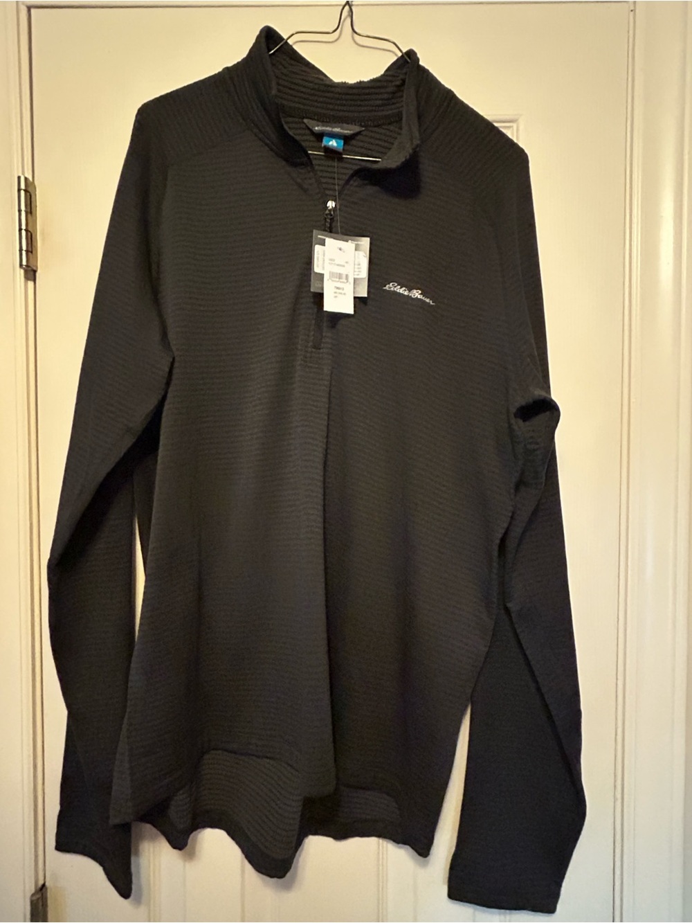 Eddie Bauer Men's Black Half-Zip Textured Pullover